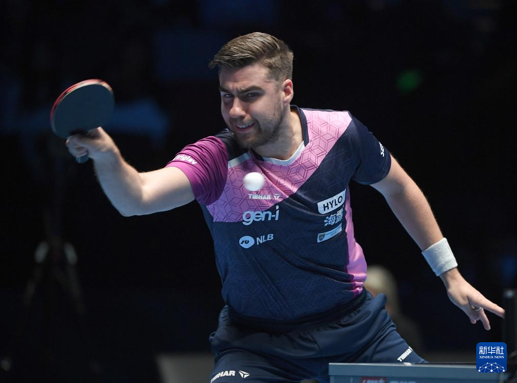 征着自信与 征着自信与