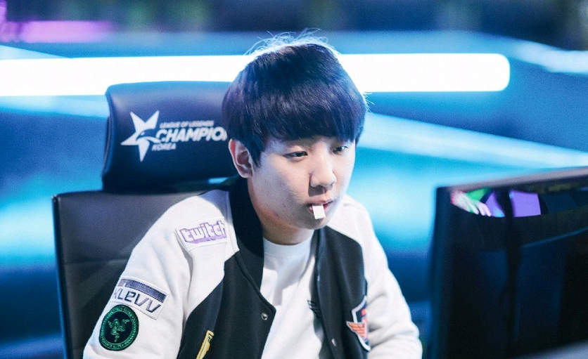 过极其自律 过极其自律