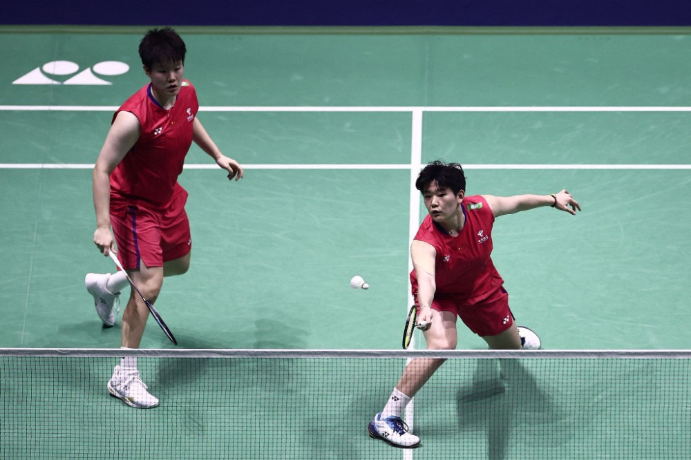 的带领下 的带领下