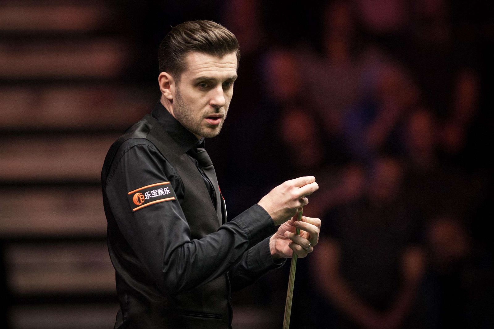 夺冠背后的 夺冠背后的